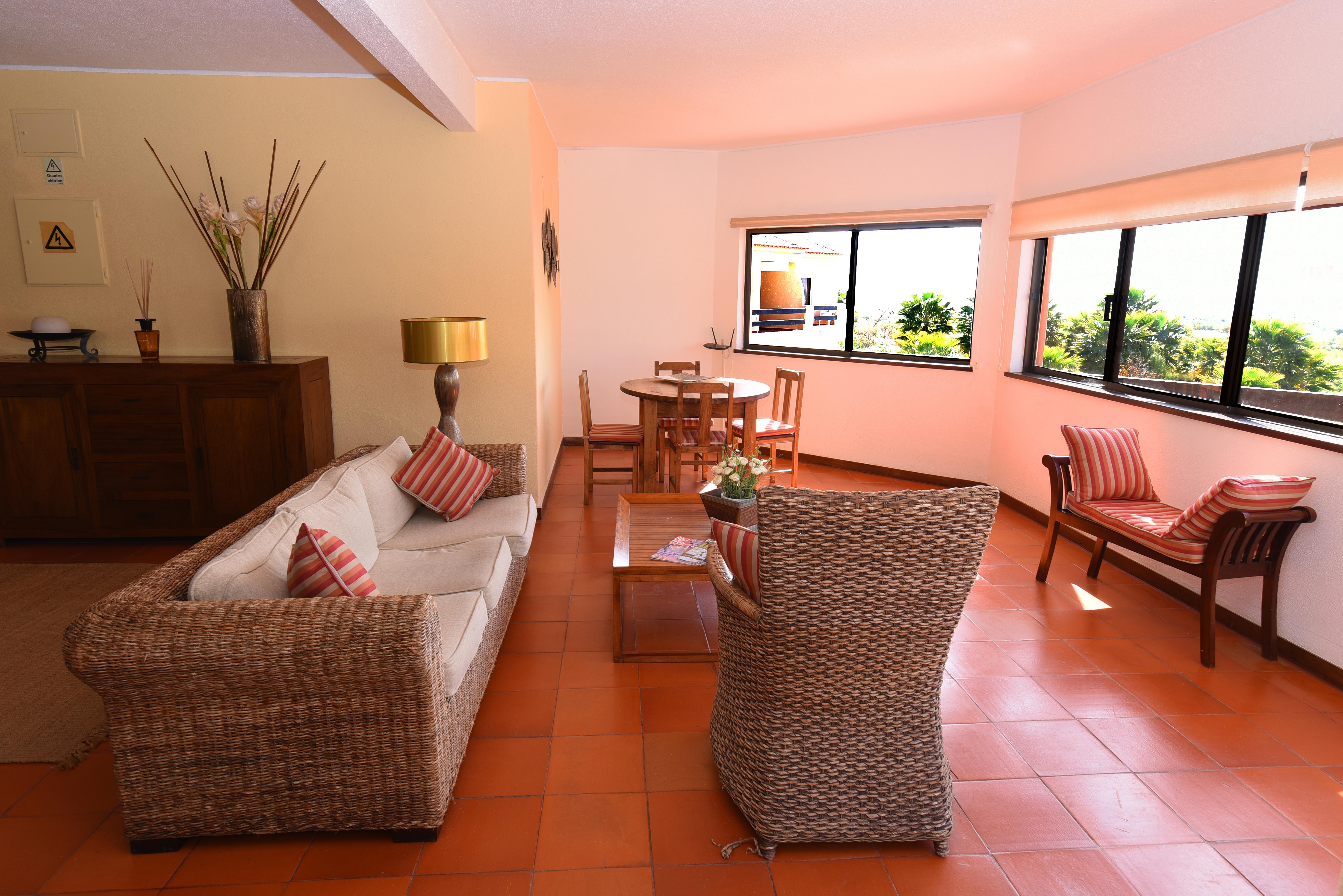 Hotel Da Lota - Beachfront Manta Rota