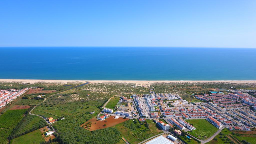 Da Lota - Beachfront
