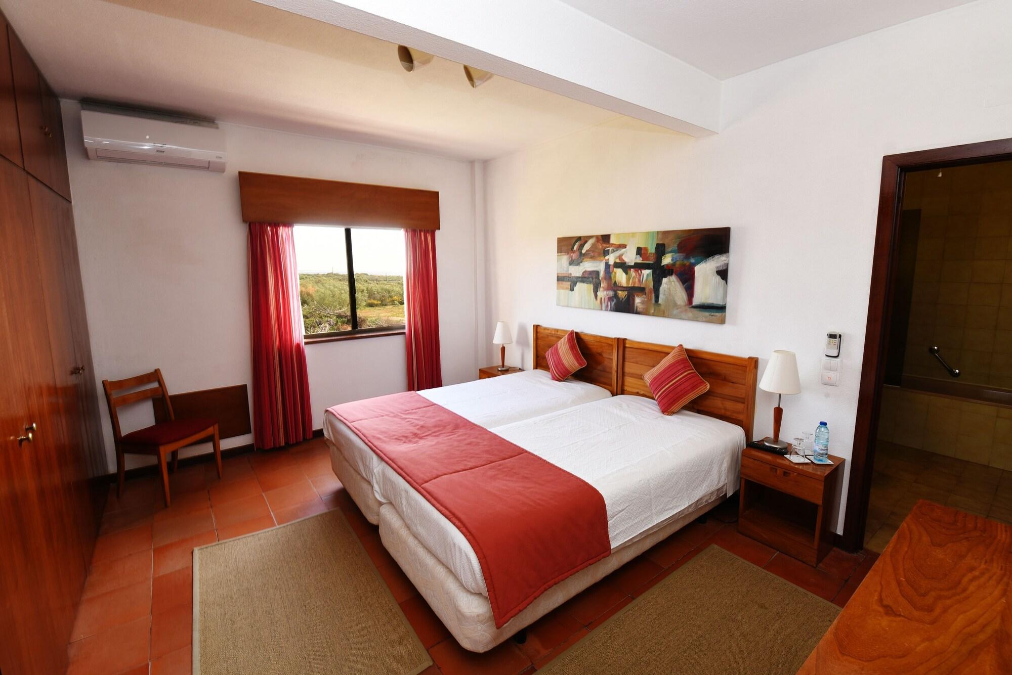 Hotel Da Lota – Beachfront 3*