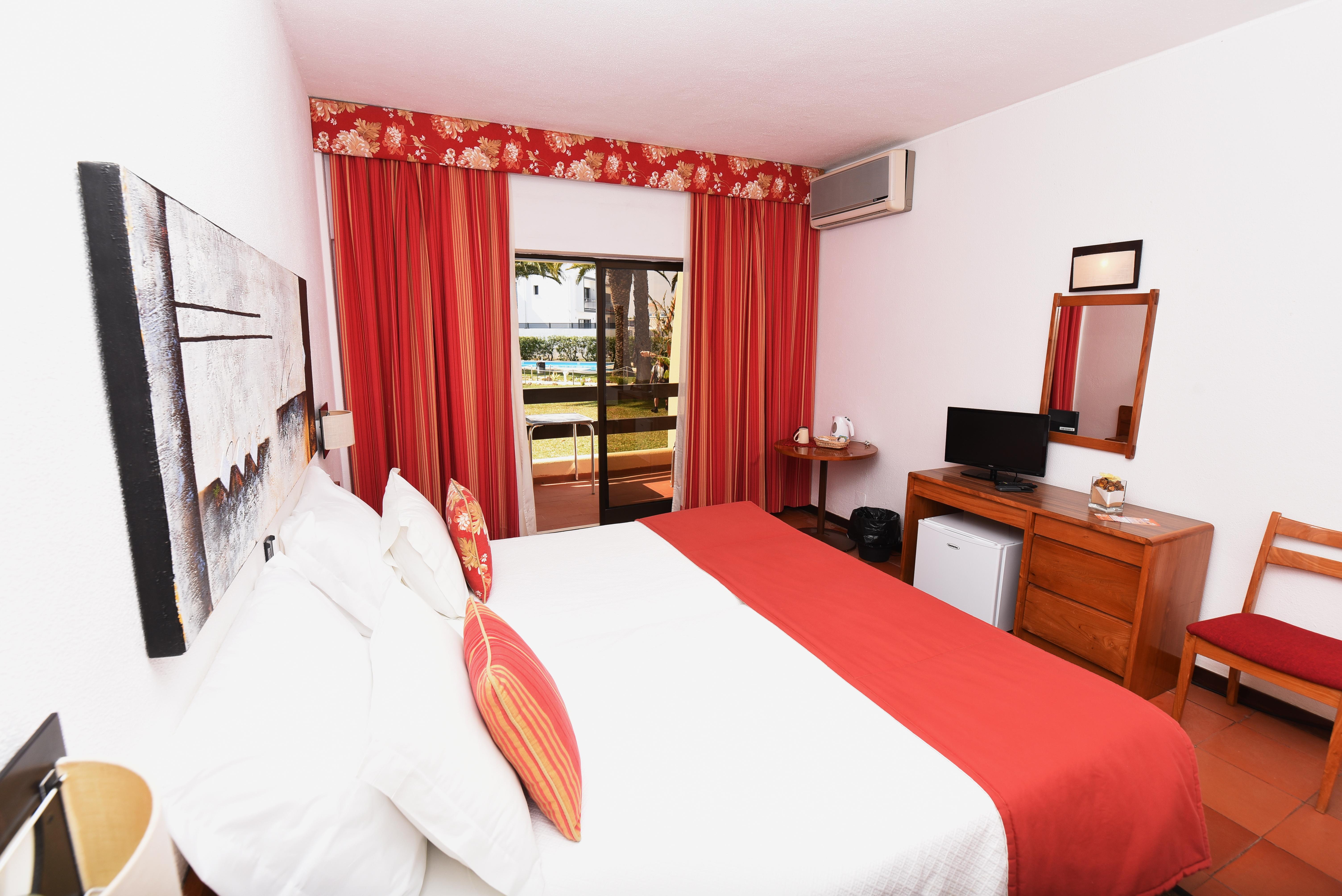 Hotel Da Lota – Beachfront 3*