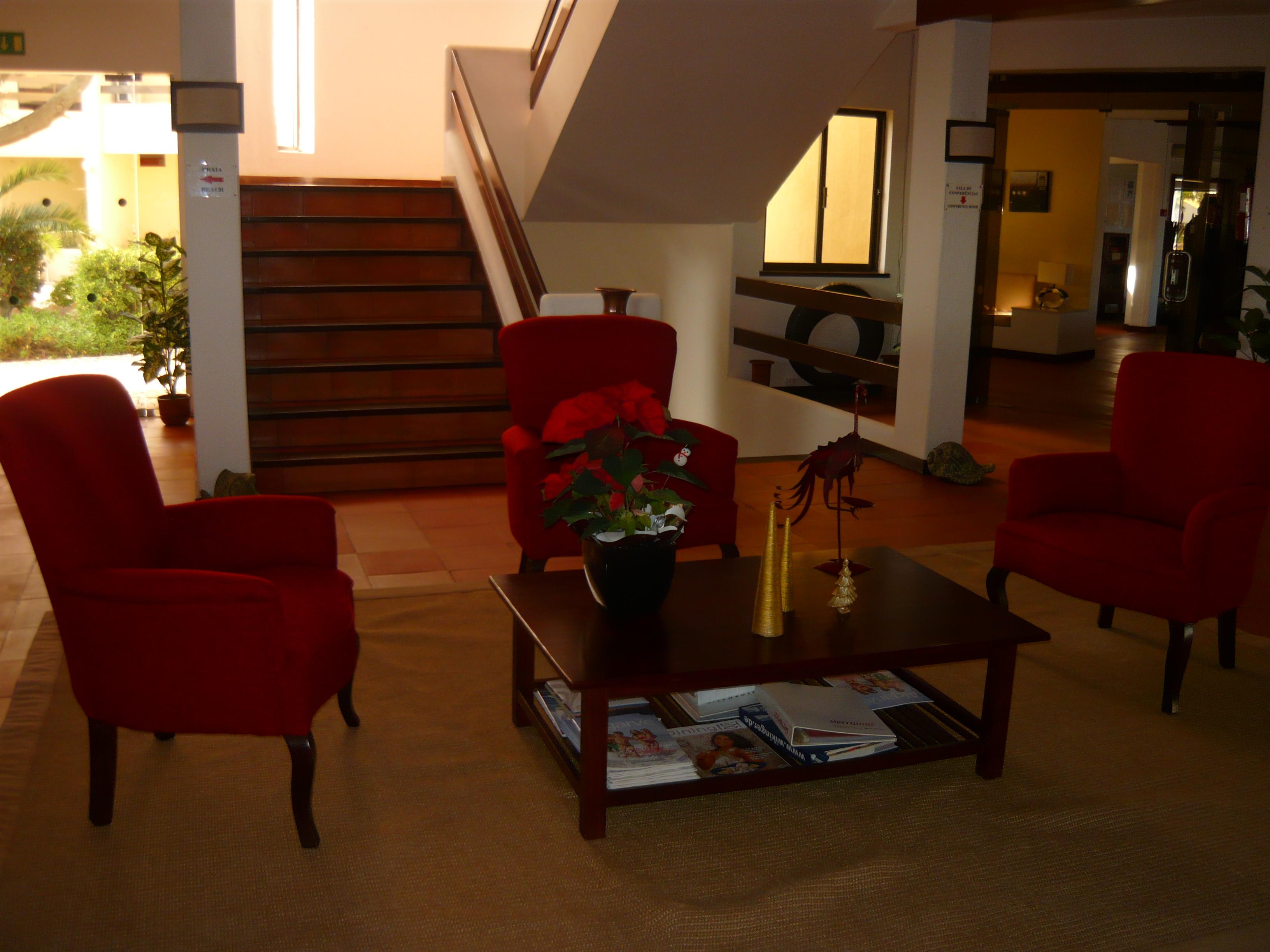 Da Lota – Beachfront Hotel Manta Rota
