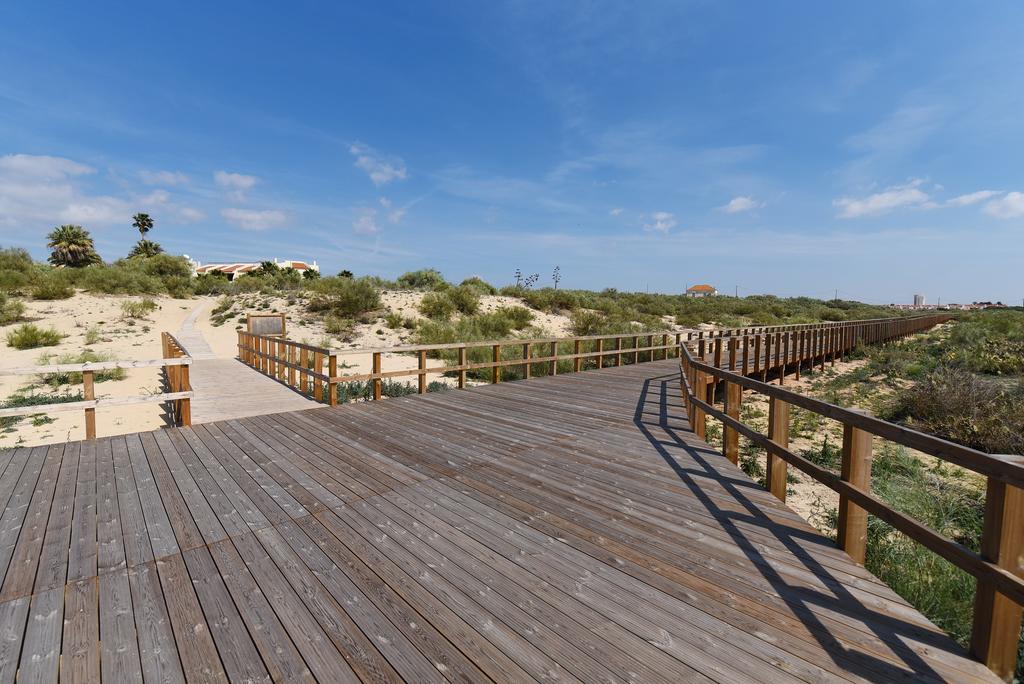 Da Lota – Beachfront Hotel
